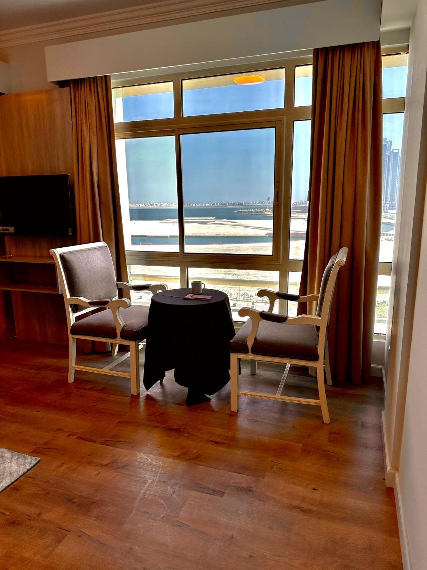 Mirador Hotel マナーマ エクステリア 写真